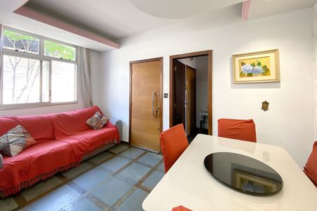 Apartamento à venda com 85m², 3 quartos e 2 vagasSala
