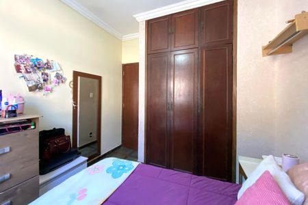 Apartamento à venda com 85m², 3 quartos e 2 vagasQuarto 1