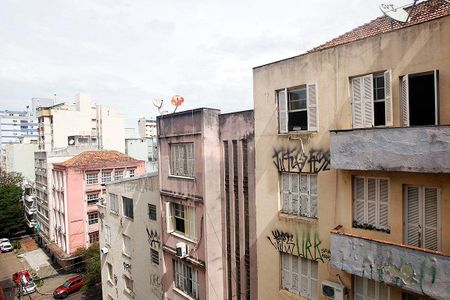 Quarto Suíte Vista de apartamento para alugar com 1 quarto, 50m² em Centro Histórico, Porto Alegre