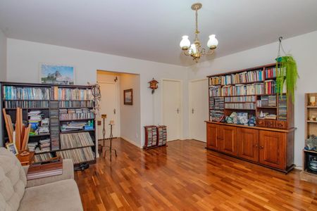 Sala de apartamento à venda com 3 quartos, 124m² em Petrópolis, Porto Alegre