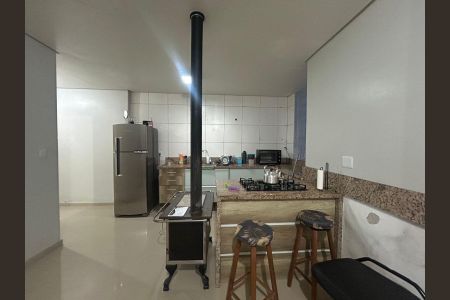 Casa à venda com 122m², 2 quartos e 1 vaga Casa à venda com 122m², 2 quartos e 1 vagaCozinha