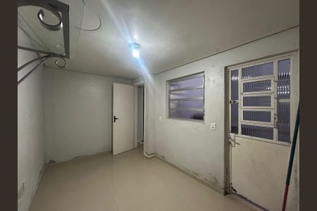 Casa à venda com 122m², 2 quartos e 1 vaga Casa à venda com 122m², 2 quartos e 1 vagaÁrea de Serviço