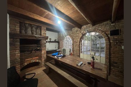 Casa à venda com 122m², 2 quartos e 1 vaga Casa à venda com 122m², 2 quartos e 1 vagaÁrea comum - Churrasqueira