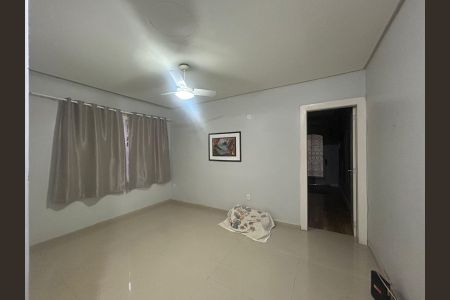 Casa à venda com 122m², 2 quartos e 1 vaga Casa à venda com 122m², 2 quartos e 1 vagaSala