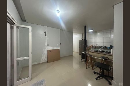 Casa à venda com 122m², 2 quartos e 1 vaga Casa à venda com 122m², 2 quartos e 1 vagaCozinha