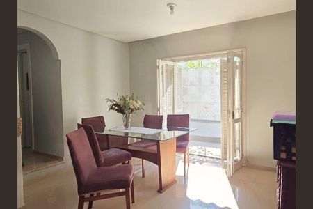 Sala de casa para alugar com 2 quartos, 161m² em Centro, Canoas