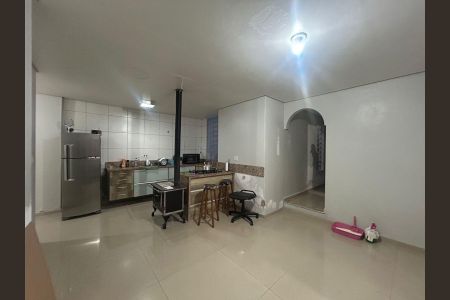 Casa à venda com 122m², 2 quartos e 1 vaga Casa à venda com 122m², 2 quartos e 1 vagaCozinha
