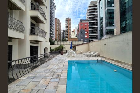 Apartamento à venda com 160m², 4 quartos e 3 vagasÁrea comum - Piscina