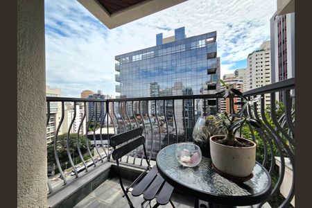 Apartamento à venda com 160m², 4 quartos e 3 vagasVaranda da Suíte 1