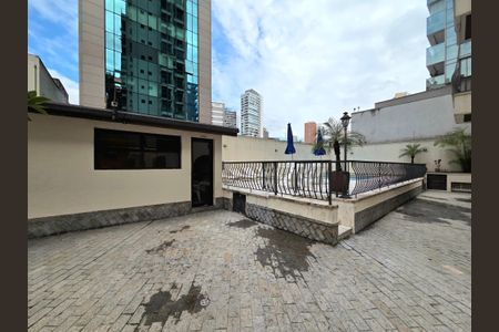 Apartamento à venda com 160m², 4 quartos e 3 vagasÁrea externa