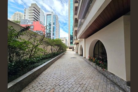 Apartamento à venda com 160m², 4 quartos e 3 vagasÁrea externa