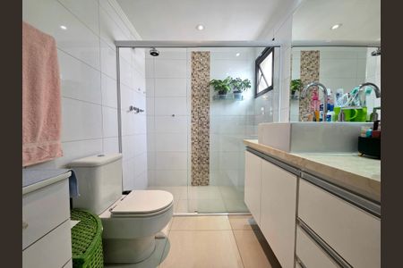 Apartamento à venda com 160m², 4 quartos e 3 vagasBanheiro da Suíte 1