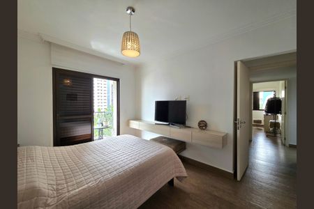 Apartamento à venda com 160m², 4 quartos e 3 vagasSuíte 1