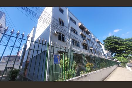 Apartamento para alugar com 45m², 2 quartos e 1 vagaFachada do bloco