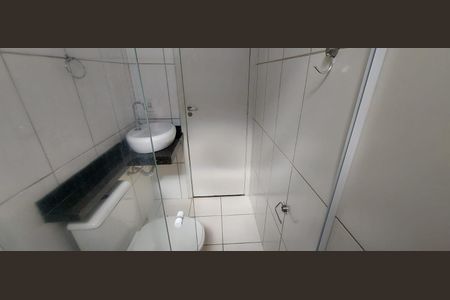 Apartamento para alugar com 46m², 2 quartos e 1 vaga Apartamento para alugar com 46m², 2 quartos e 1 vagaBanheiro