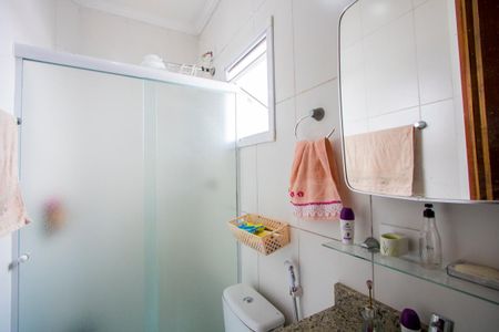 Apartamento à venda com 80m², 2 quartos e 1 vaga Apartamento à venda com 80m², 2 quartos e 1 vagaBanheiro