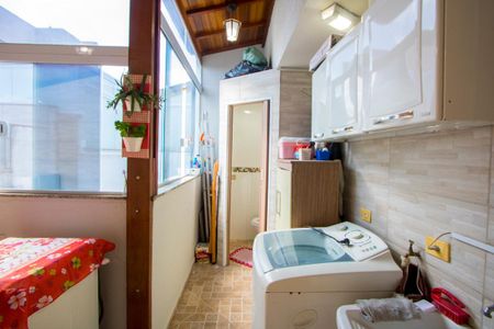 Apartamento à venda com 80m², 2 quartos e 1 vaga Apartamento à venda com 80m², 2 quartos e 1 vagaÁrea de serviço