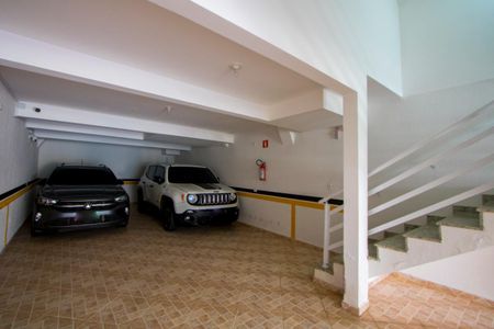 Apartamento à venda com 80m², 2 quartos e 1 vaga Apartamento à venda com 80m², 2 quartos e 1 vagaGaragem