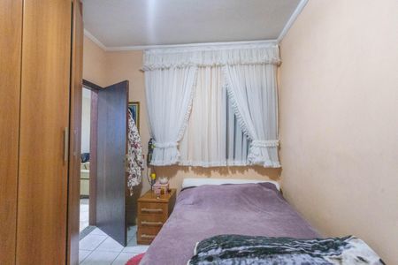 Casa à venda com 360m², 6 quartos e 2 vagas Casa à venda com 360m², 6 quartos e 2 vagasCasa 1 - quarto 1