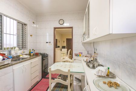 Casa à venda com 360m², 6 quartos e 2 vagas Casa à venda com 360m², 6 quartos e 2 vagasCasa 1 - cozinha