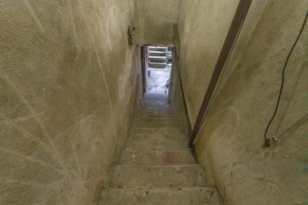 Casa à venda com 360m², 6 quartos e 2 vagas Casa à venda com 360m², 6 quartos e 2 vagasEntrada