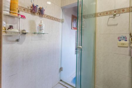 Casa à venda com 360m², 6 quartos e 2 vagas Casa à venda com 360m², 6 quartos e 2 vagasCasa 1 - banheiro