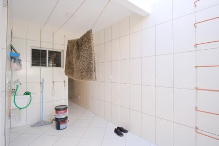 Casa para alugar com 175m², 4 quartos e 1 vagaÁrea de Serviço 2