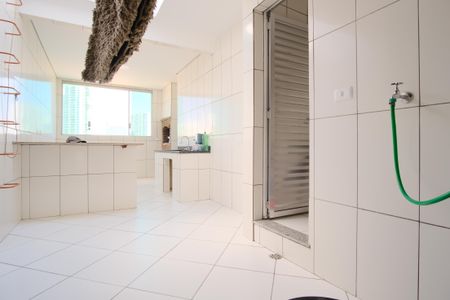 Casa para alugar com 175m², 4 quartos e 1 vagaÁrea de Serviço 2