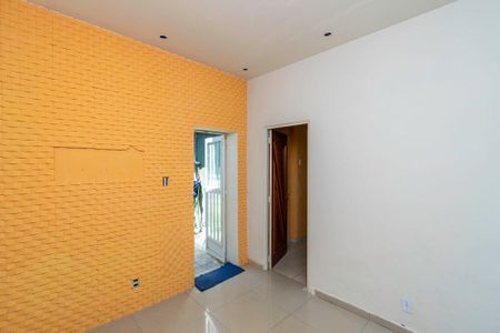 Casa para alugar com 40m², 1 quarto e sem vaga Casa para alugar com 40m², 1 quarto e sem vagaSala
