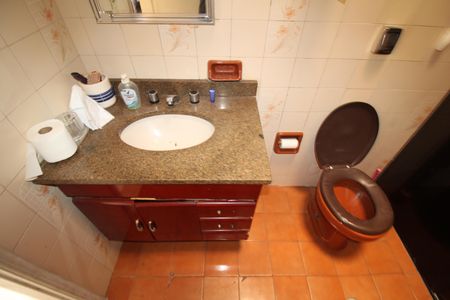 Casa para alugar com 250m², 2 quartos e 4 vagasBanheiro