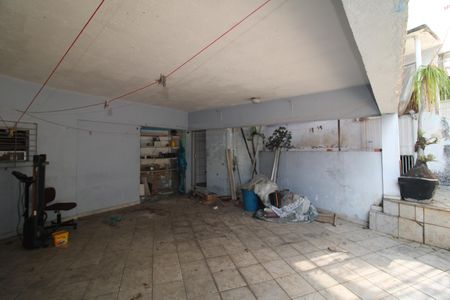 Casa para alugar com 250m², 2 quartos e 4 vagasÁrea de Serviço