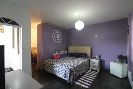Casa de condomínio à venda com 229m², 5 quartos e 2 vagasQuarto 1