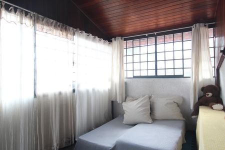 Casa de condomínio à venda com 229m², 5 quartos e 2 vagasTerraço
