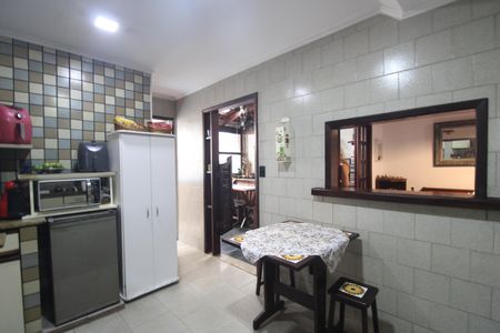 Casa de condomínio à venda com 229m², 5 quartos e 2 vagasCozinha