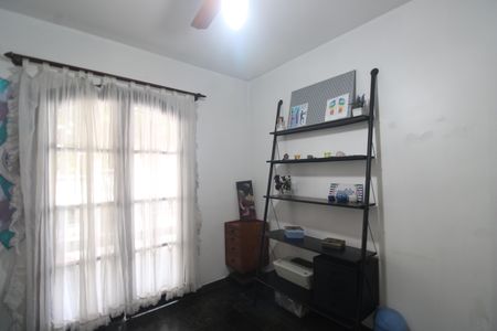 Casa de condomínio à venda com 229m², 5 quartos e 2 vagasQuarto 2