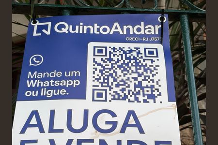 Casa de condomínio à venda com 229m², 5 quartos e 2 vagas Casa de condomínio à venda com 229m², 5 quartos e 2 vagasQAHM-39