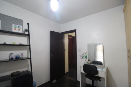 Casa de condomínio à venda com 229m², 5 quartos e 2 vagasQuarto 2