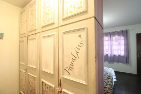 Casa de condomínio à venda com 229m², 5 quartos e 2 vagasQuarto 1 - Closet