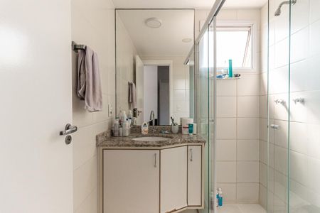 Apartamento à venda com 58m², 2 quartos e 1 vagaBanheiro da Suíte