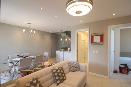 Apartamento para alugar com 167m², 3 quartos e 2 vagasSala