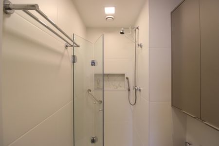 Apartamento para alugar com 167m², 3 quartos e 2 vagasBanheiro social