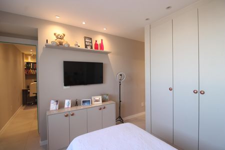 Apartamento para alugar com 167m², 3 quartos e 2 vagasSuíte 2
