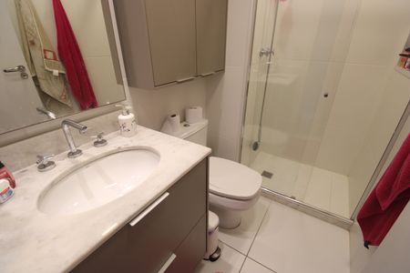 Apartamento para alugar com 167m², 3 quartos e 2 vagasBanheiro da suíte 2