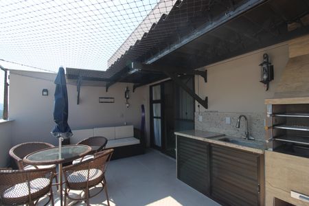 Apartamento para alugar com 167m², 3 quartos e 2 vagasChurrasqueira