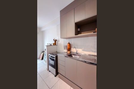 Studio à venda com 32m², 1 quarto e sem vagaCozinha e Área de Serviço