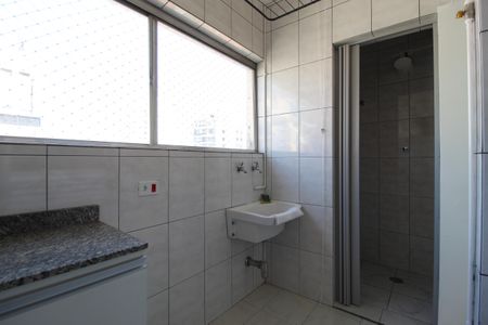 Apartamento para alugar com 70m², 2 quartos e 1 vagaCozinha e Área de Serviço