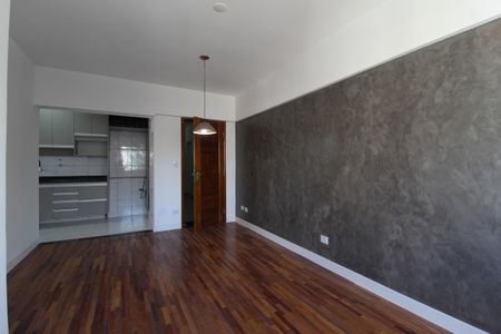 Apartamento para alugar com 70m², 2 quartos e 1 vagaSala