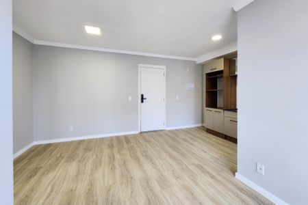 Apartamento à venda com 53m², 2 quartos e 1 vaga Apartamento à venda com 53m², 2 quartos e 1 vagaSala