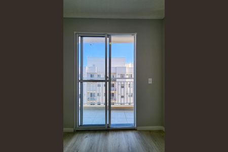 Apartamento à venda com 53m², 2 quartos e 1 vaga Apartamento à venda com 53m², 2 quartos e 1 vagaVaranda