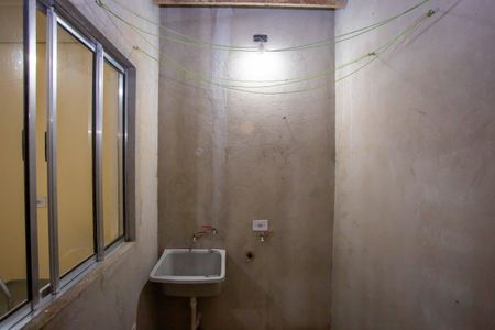 Casa para alugar com 25m², 1 quarto e sem vagaÁrea de Serviço